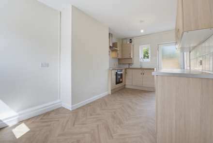 12 Blands Avenue, Allerton Bywater, Castleford, West Yorkshire, WF10 2DS, Image 10