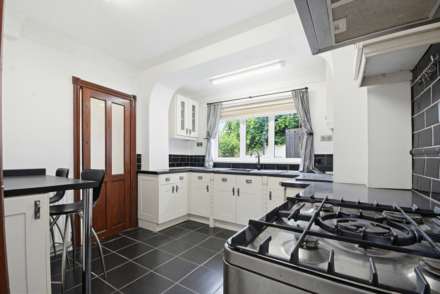51 Cleveland Avenue, Knottingley, West Yorkshire, WF11 8EN, Image 7