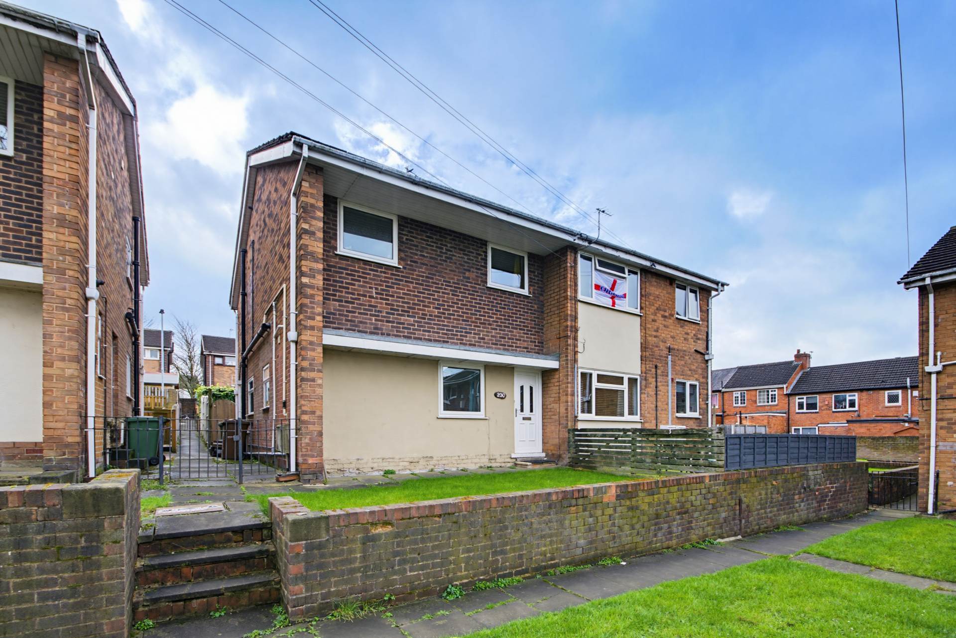 230 Lisheen Avenue, Glasshoughton, Castleford, West Yorkshire, WF10 4NB, Image 1