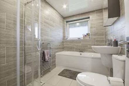 230 Lisheen Avenue, Glasshoughton, Castleford, West Yorkshire, WF10 4NB, Image 19