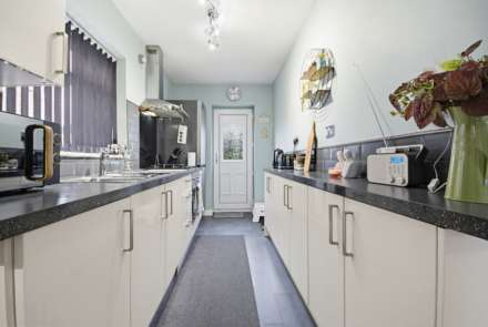 230 Lisheen Avenue, Glasshoughton, Castleford, West Yorkshire, WF10 4NB, Image 8