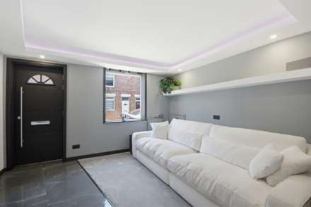 26 Grafton Street, Glasshoughten, Castleford, West Yorkshire, WF10 4NU, Image 2