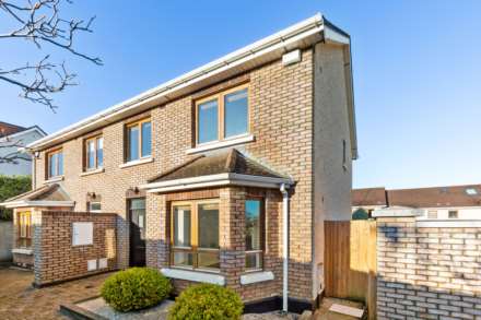 3 Bedroom Semi-Detached, 14 Airpark Close, Rathfarnham, Dublin 16