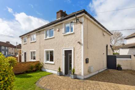 3 Bedroom Semi-Detached, 39 Galtymore Park, Drimnagh, Dublin 12