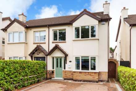 3 Bedroom Semi-Detached, 32 Temple Manor Grove, Walkinstown, D12 NW1H