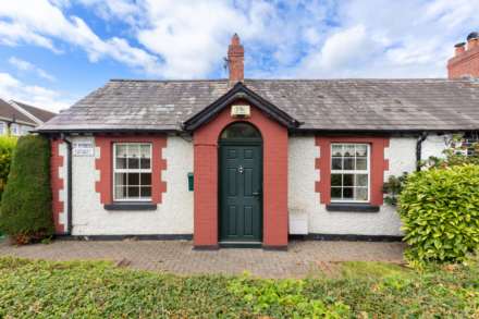 2 Bedroom Semi-Detached, 14 St Patrick`s Cottages, Dublin 14, D14 W7E5
