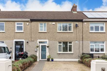 3 Bedroom Terrace, 30 Hillsbrook Avenue, Perrystown, D12 W528