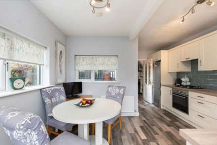 40 St Peter's Crescent, Walkinstown, D12 T0C3, Image 9