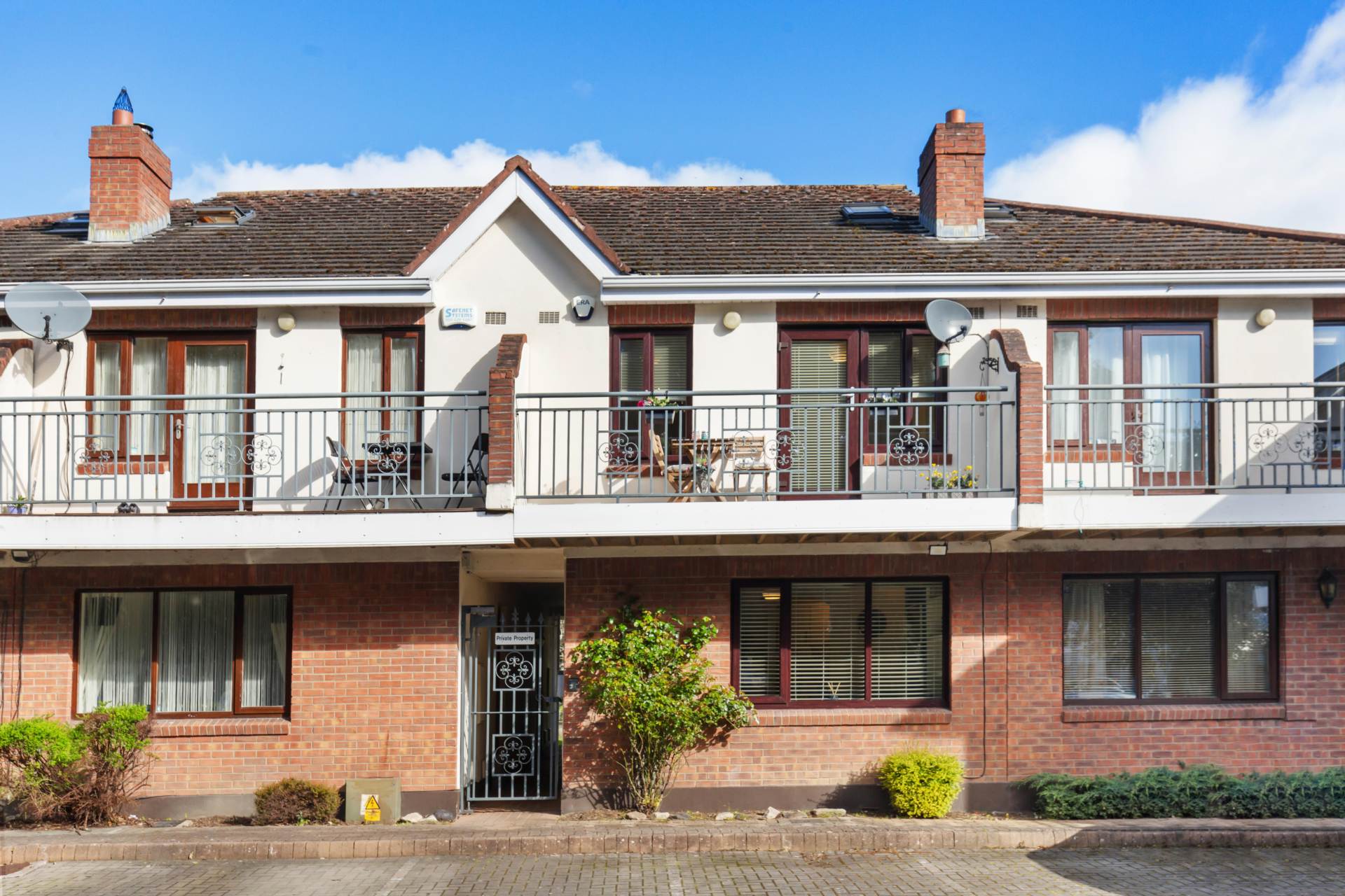 5 The Falls, Dodder Road Lower, Rathfarnham, D14 AX67, Image 1