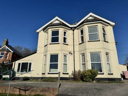 Isca Road, Exmouth, Image 1