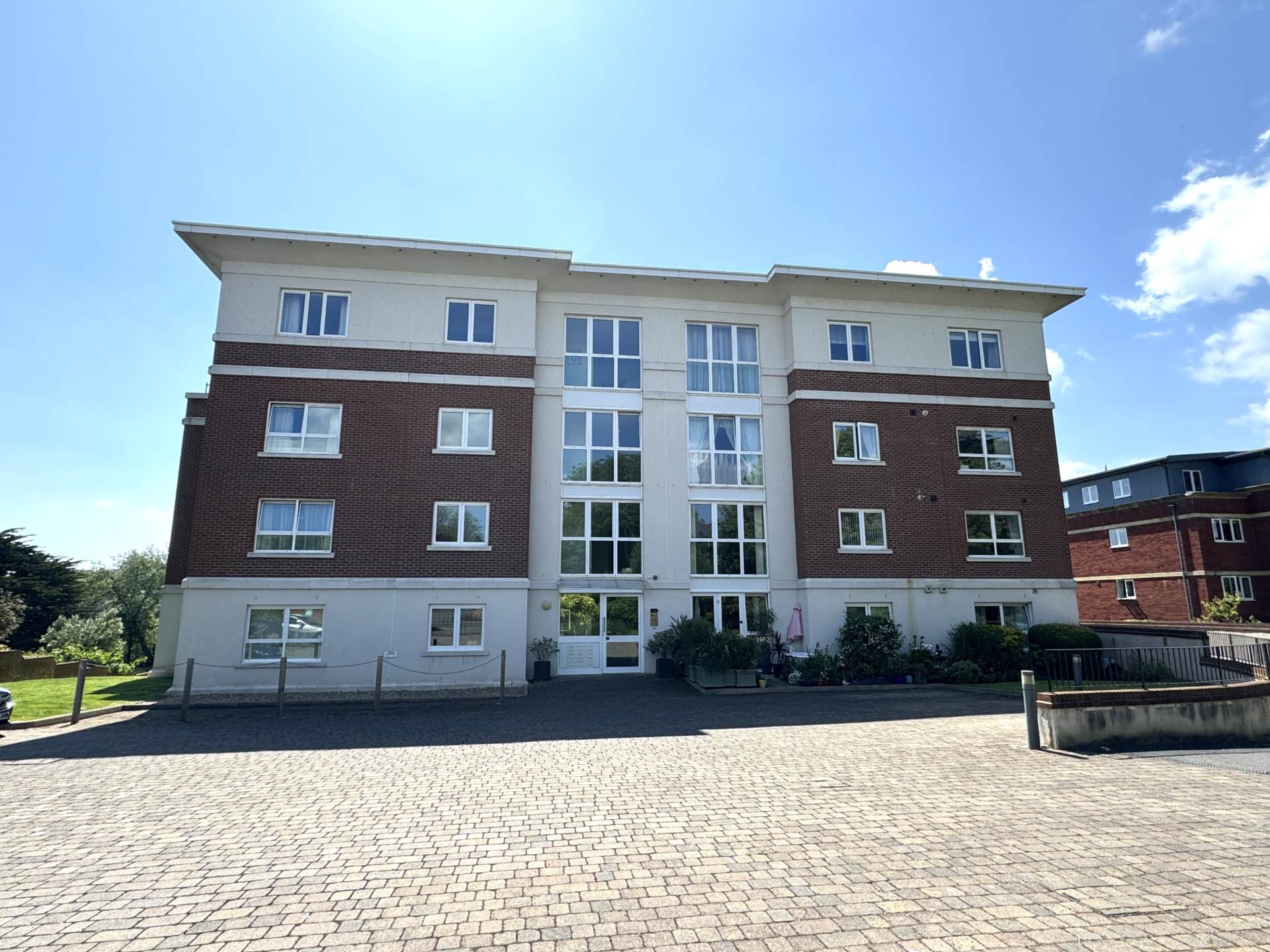 Douglas Avenue, Exmouth, Image 1