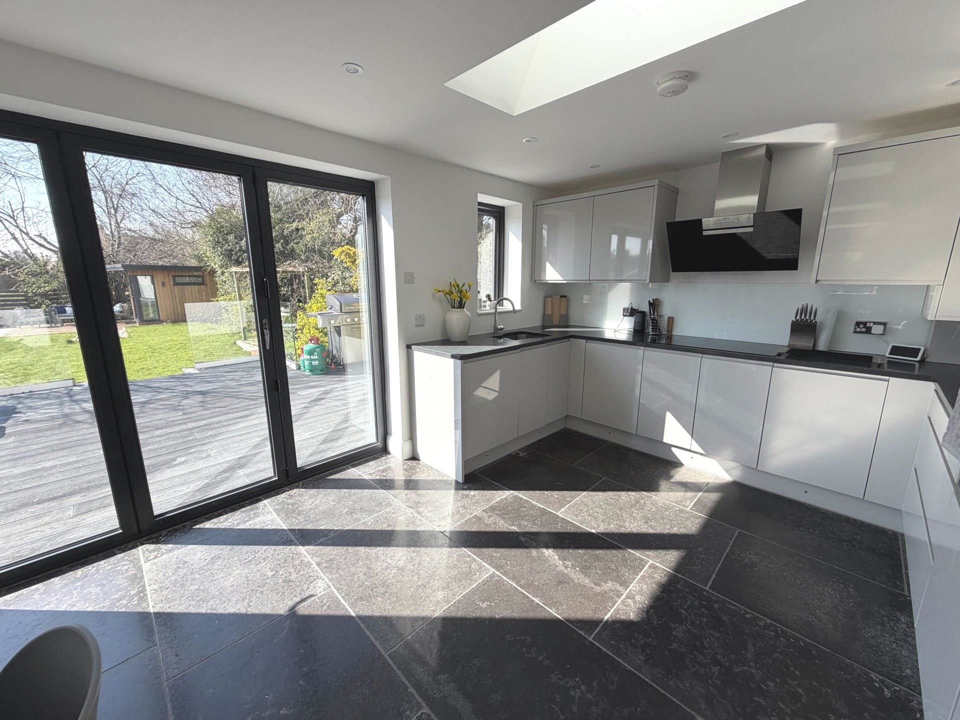 Phillipps Avenue, Exmouth, Image 11