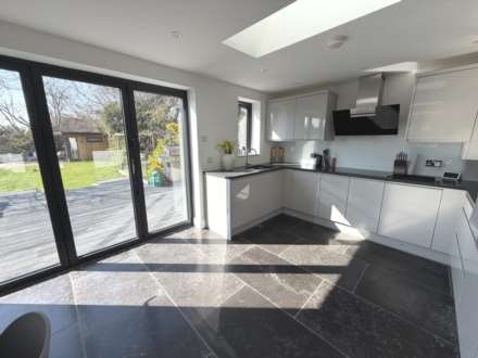 Phillipps Avenue, Exmouth, Image 11