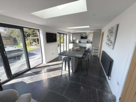 Phillipps Avenue, Exmouth, Image 8