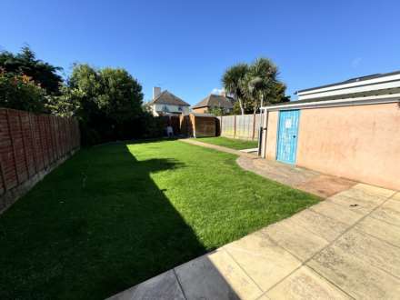 Bapton Close, Exmouth, Image 8