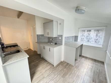 St Andrews Road, Exmouth, Image 5