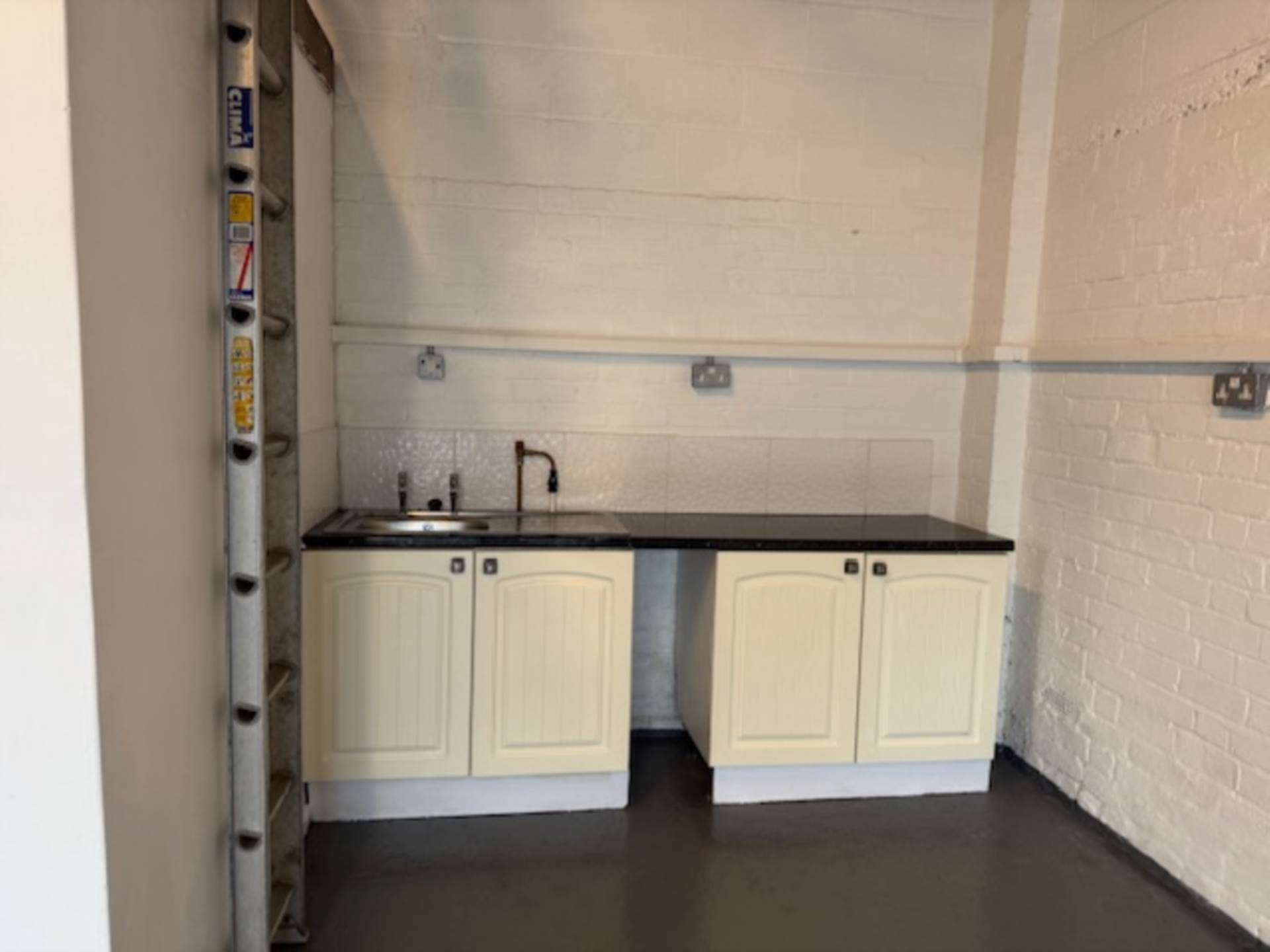 Unit 6 Belvedere Road, Exmouth, Image 2
