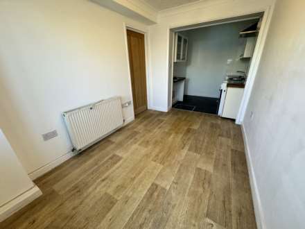Victoria Road, Exmouth, Image 3