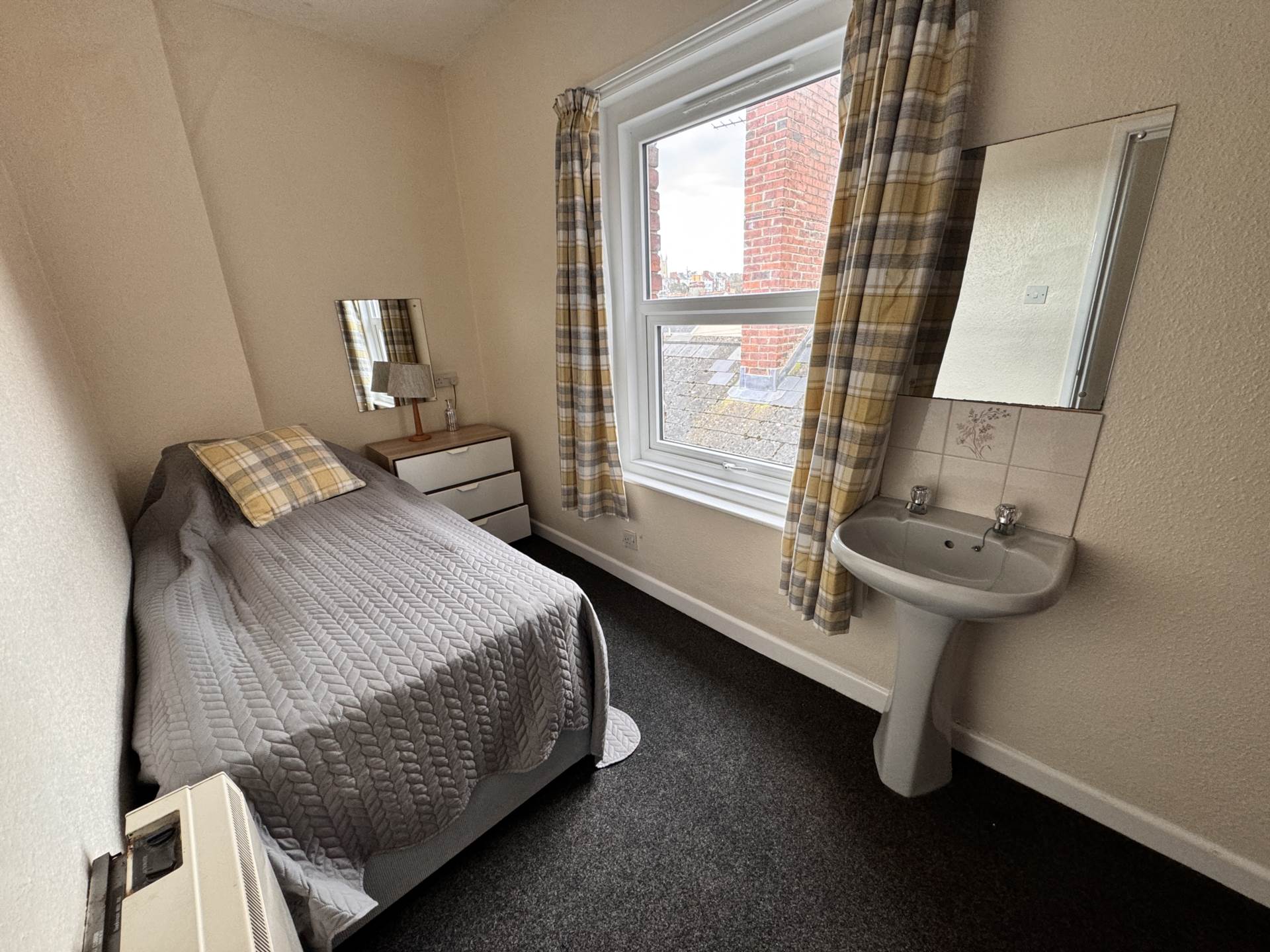 Morton Road, Exmouth, Image 6