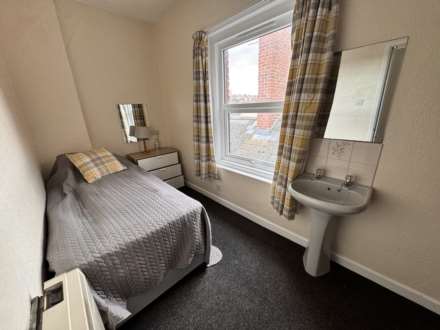 Morton Road, Exmouth, Image 6