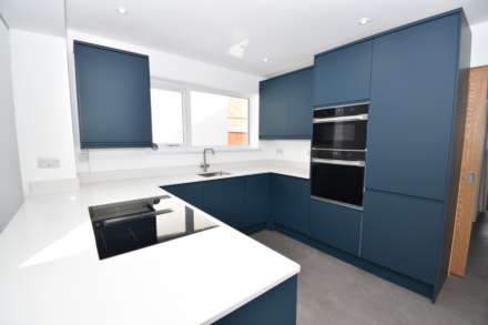 Chichester Close, Exmouth, Image 4