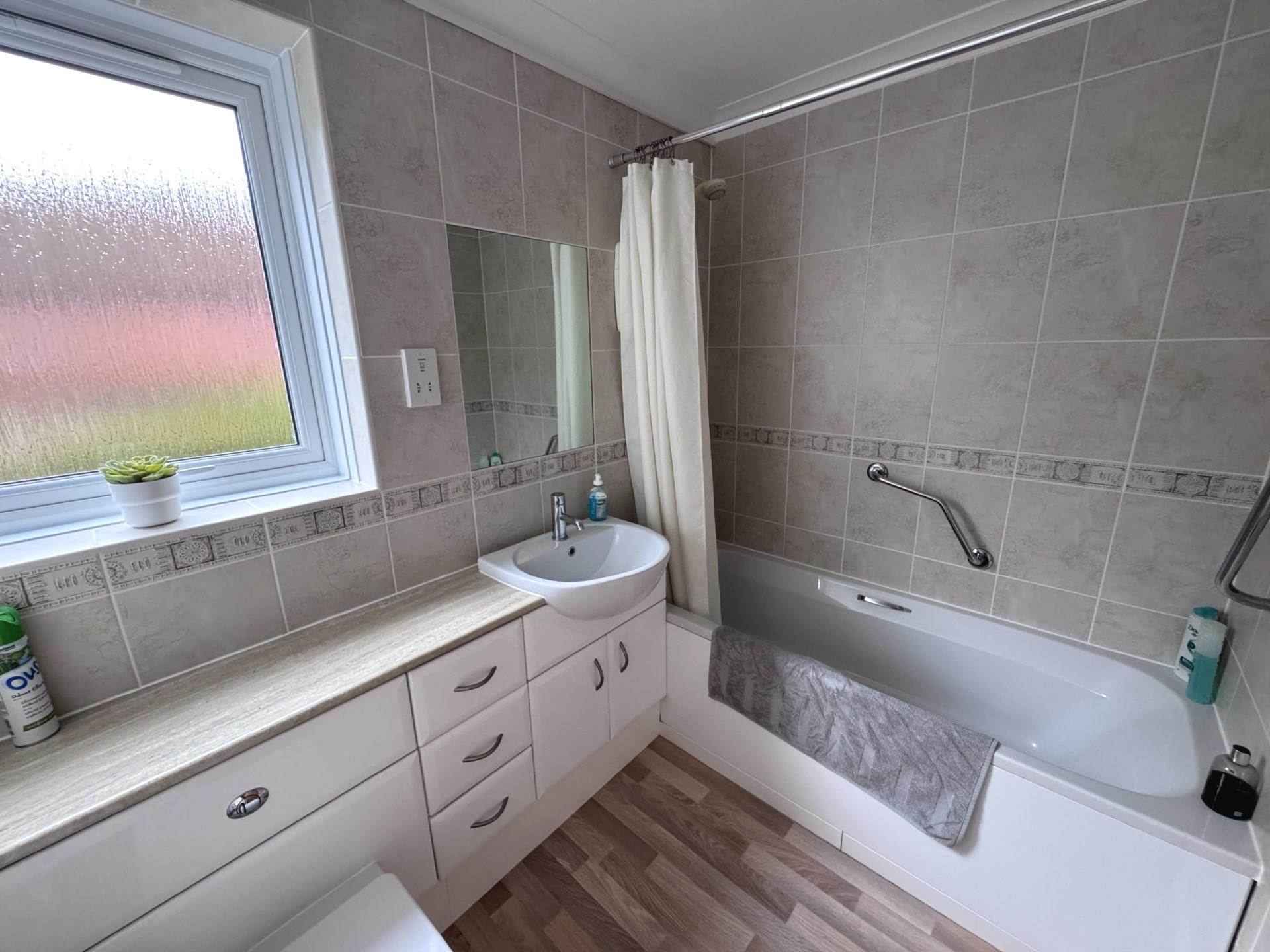 Cranford Avenue, Exmouth, Image 6