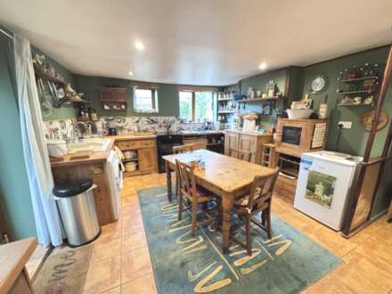 Trinity Road, Exmouth, Image 4