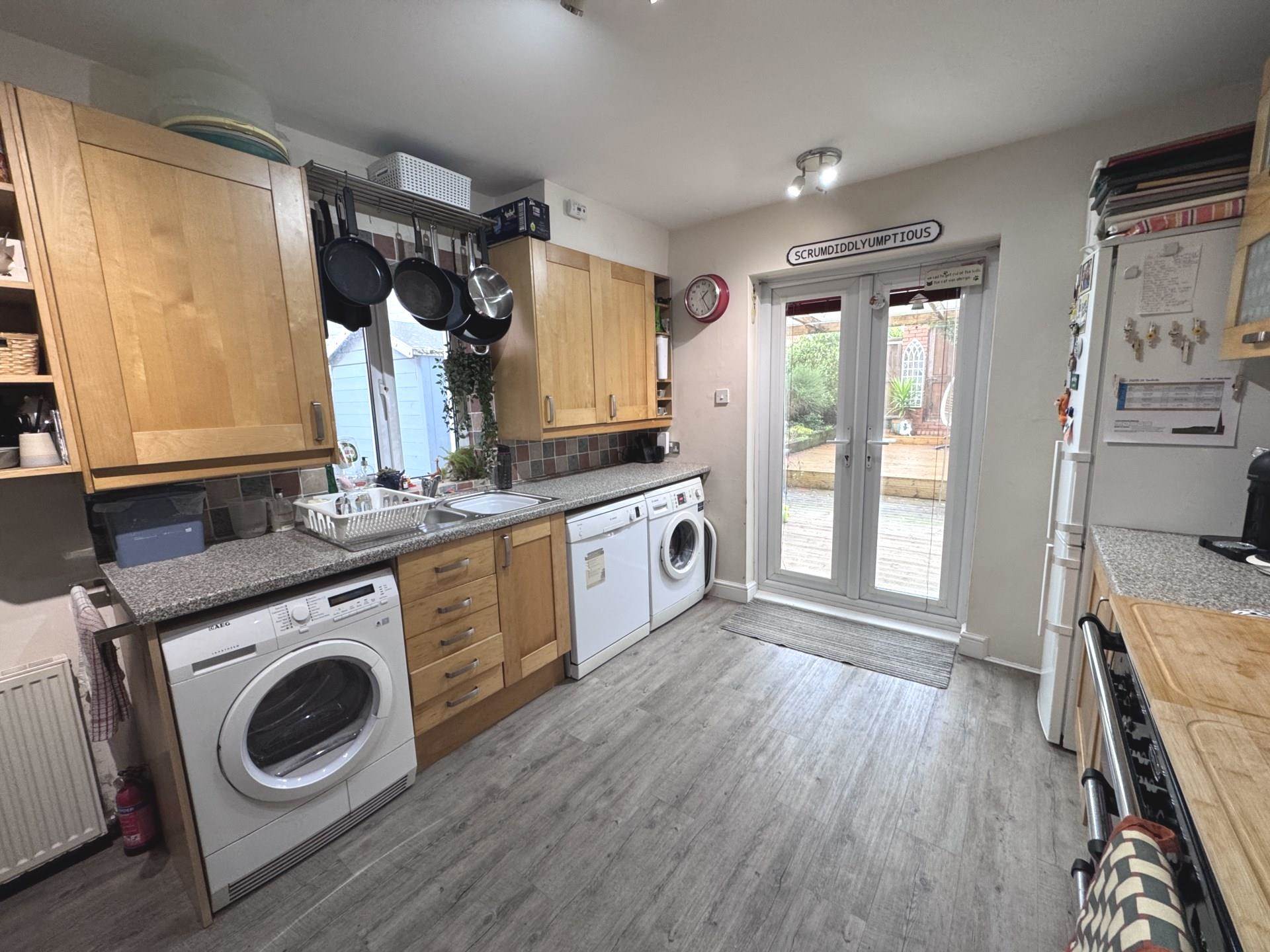 Lyndhurst Road, Exmouth, Image 4