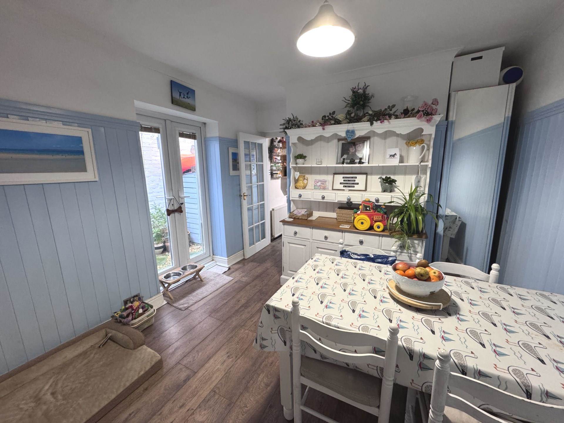 Lyndhurst Road, Exmouth, Image 6