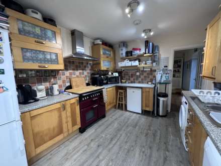 Lyndhurst Road, Exmouth, Image 5