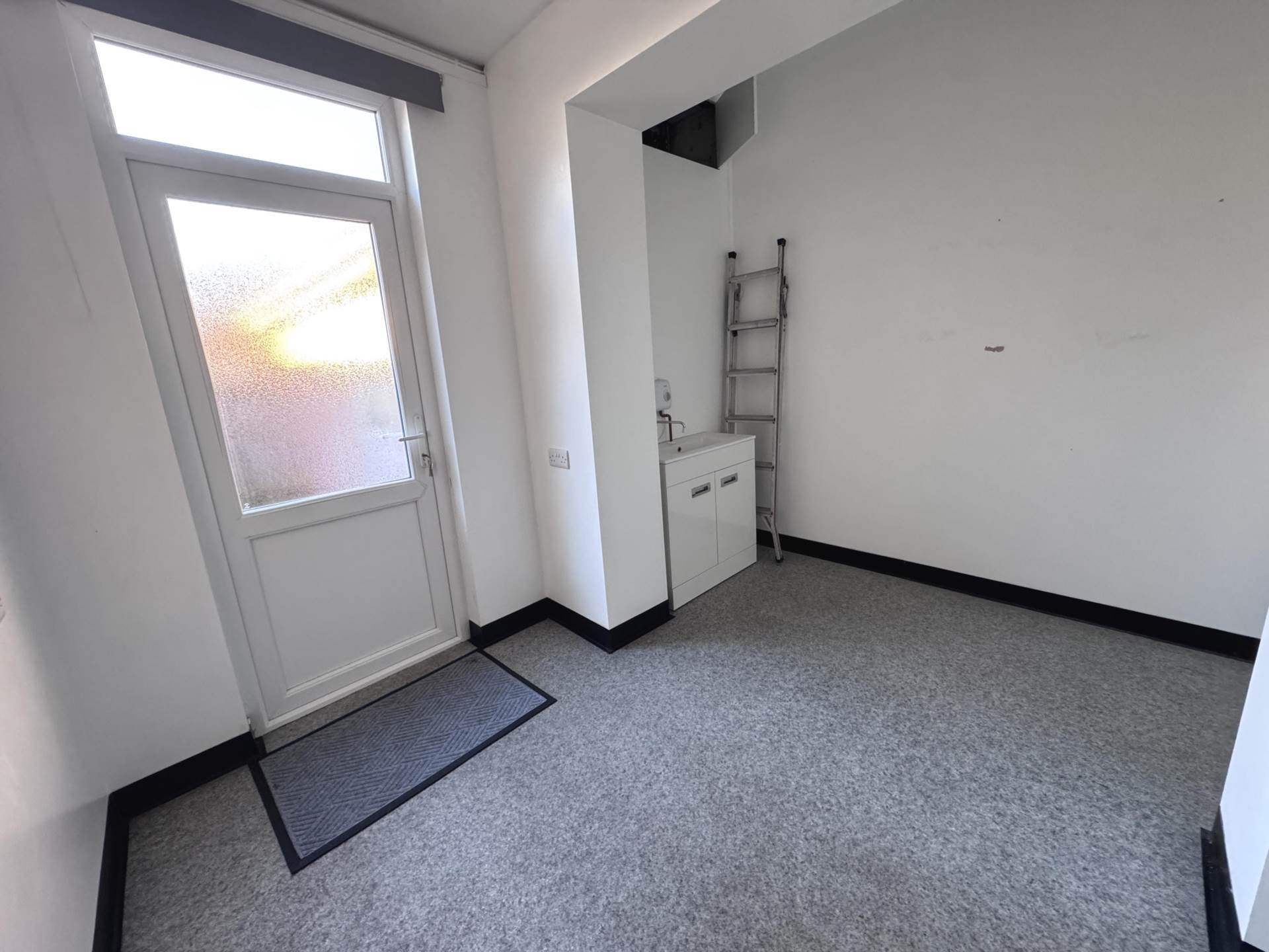 6 Littleham Road, Exmouth, Image 4