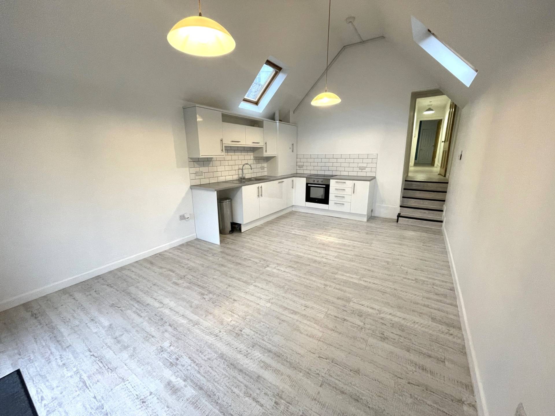 Alexandra Terrace, Exmouth, Image 3