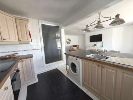 The Beacon, Exmouth, Image 4