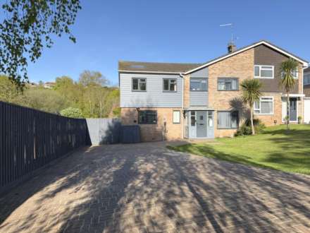 Priddis Close, Exmouth, Image 1