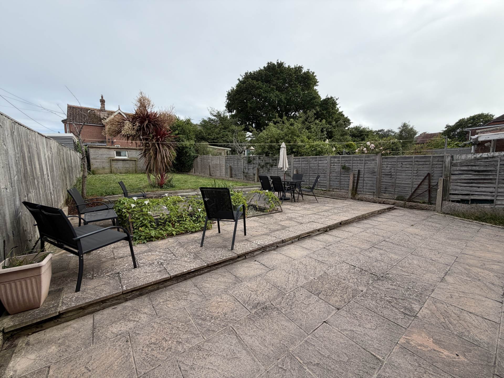 The Avenue, Totland Bay, Image 11