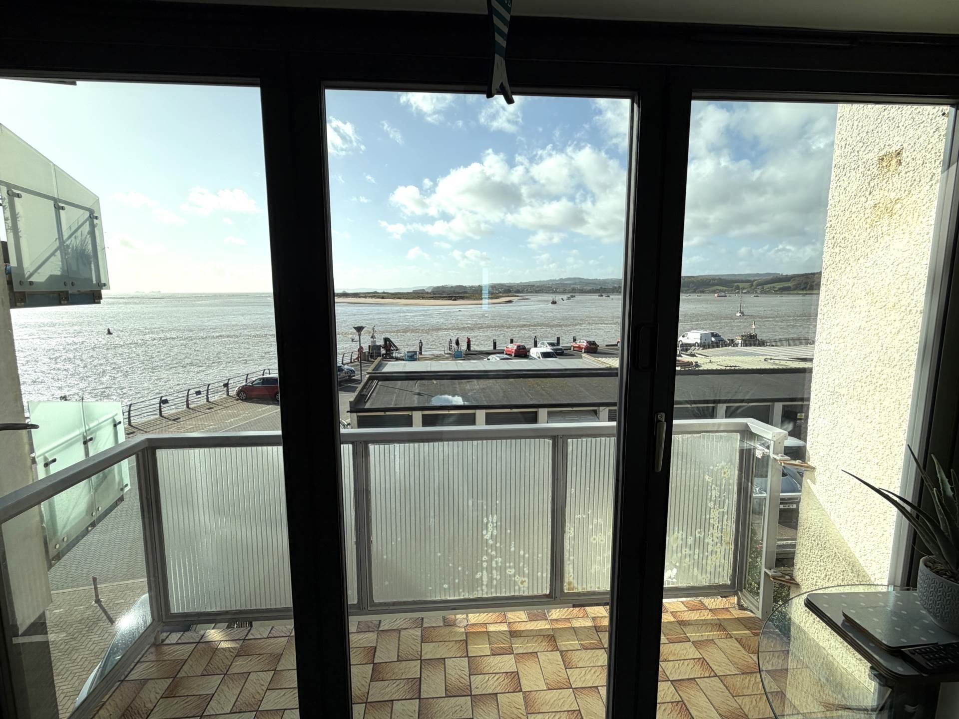 Shelly Court, Pierhead, Image 10