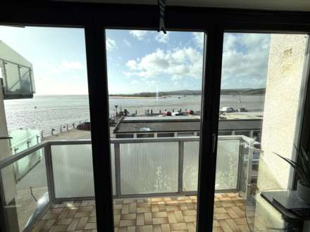 Shelly Court, Pierhead, Image 10