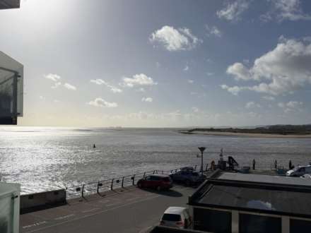 Shelly Court, Pierhead, Image 2