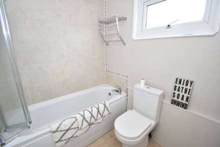 Duke Of Cornwall Close, Exmouth, Image 6