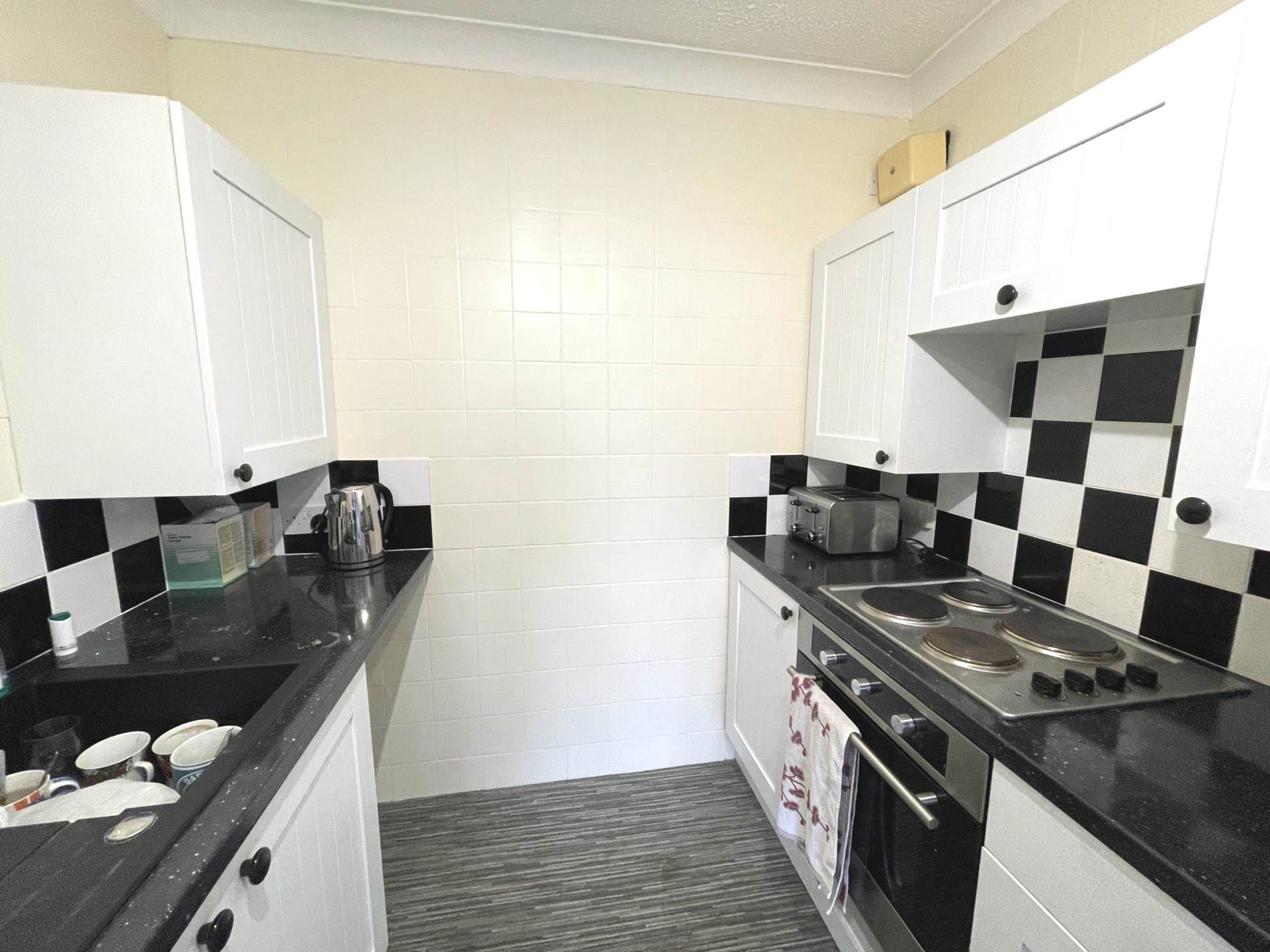 Hometor House, Exmouth, Image 3