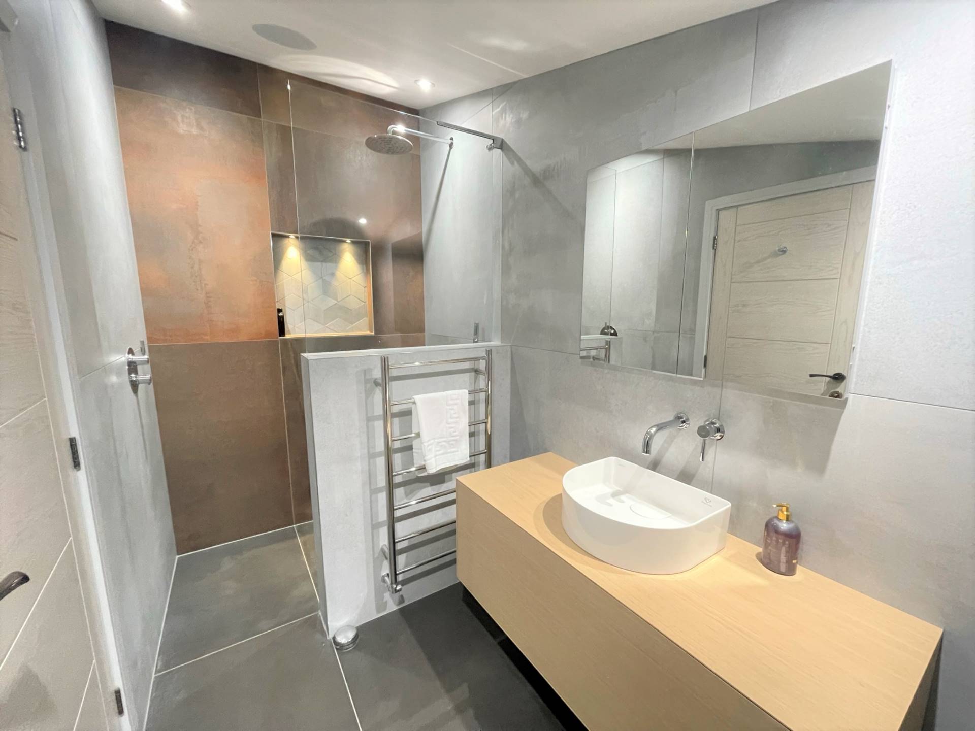 St Johns Road, Exmouth, Image 6