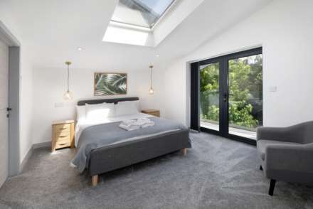 St Johns Road, Exmouth, Image 6