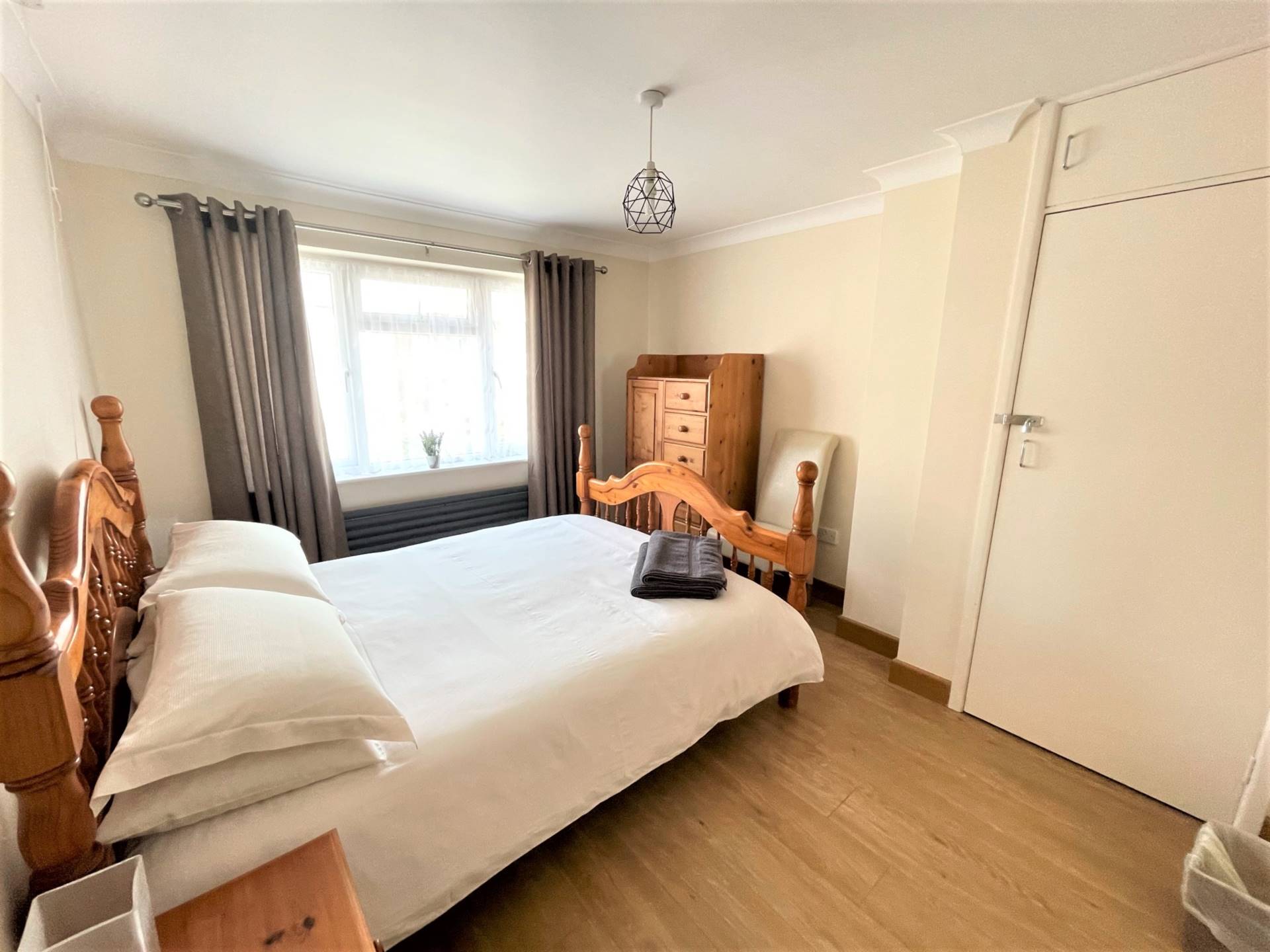 Camperdown Terrace, Image 4