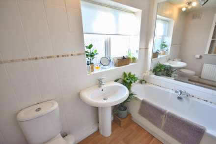 COLLINGWOOD CLOSE, Poynton, SK12 1RS, Image 17