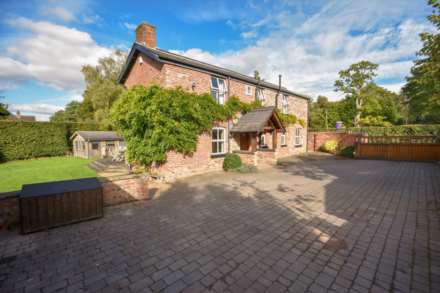 5 Bedroom Detached, TOWERS ROAD, Poynton