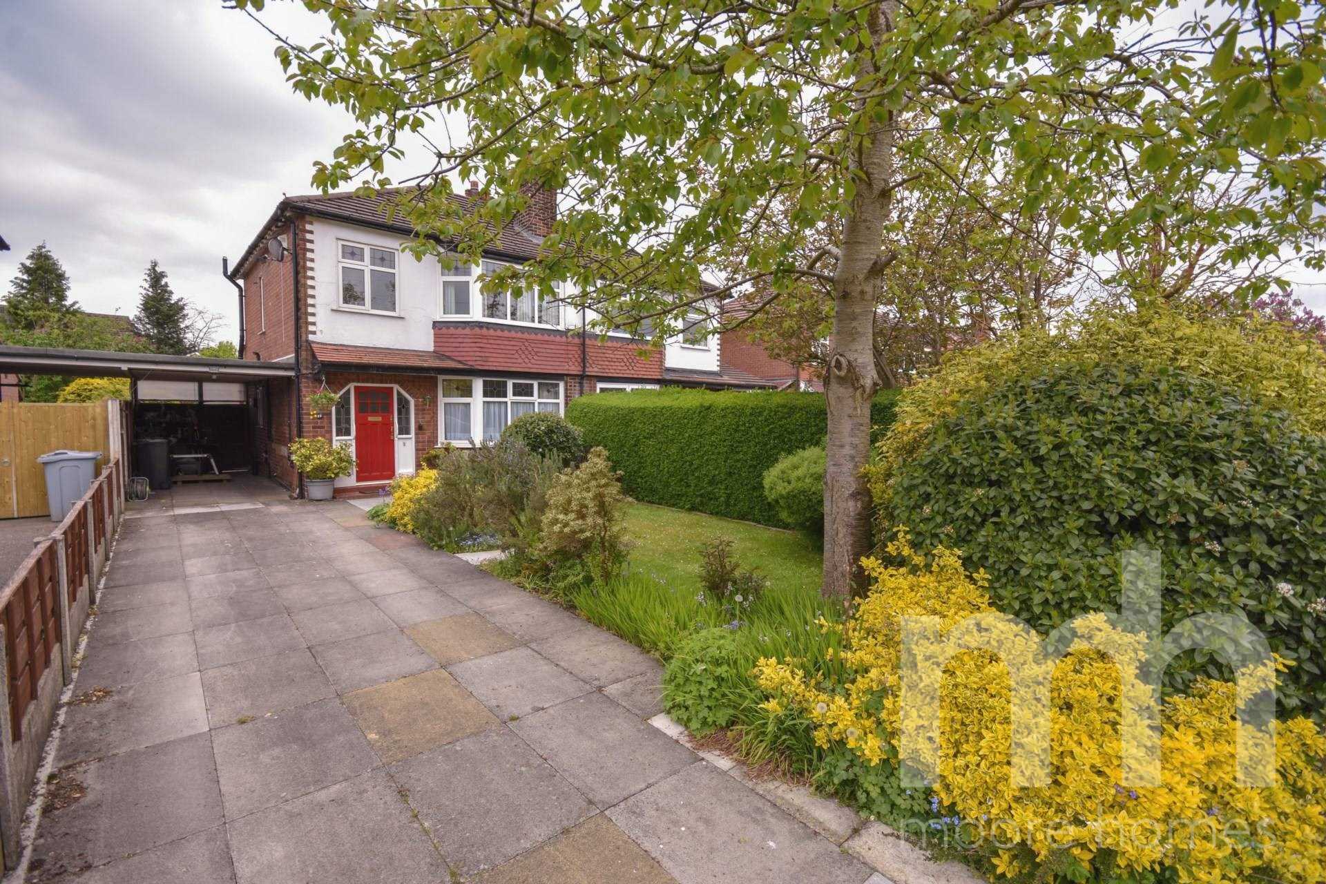 VICARAGE LANE, Poynton, Image 1