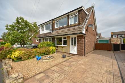 MALLARD CRESCENT, Poynton, Image 1