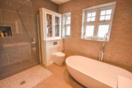 LONDON ROAD, Adlington, SK10 4NG, Image 17