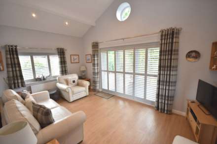 LYME VIEW PLACE, Poynton, Image 5