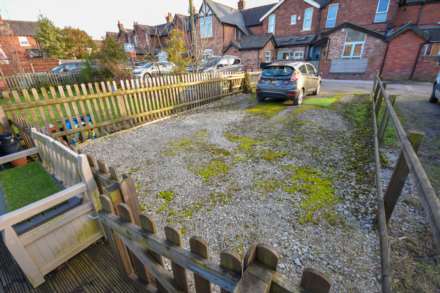 GEORGES ROAD EAST, Poynton, SK12 1NP, Image 17